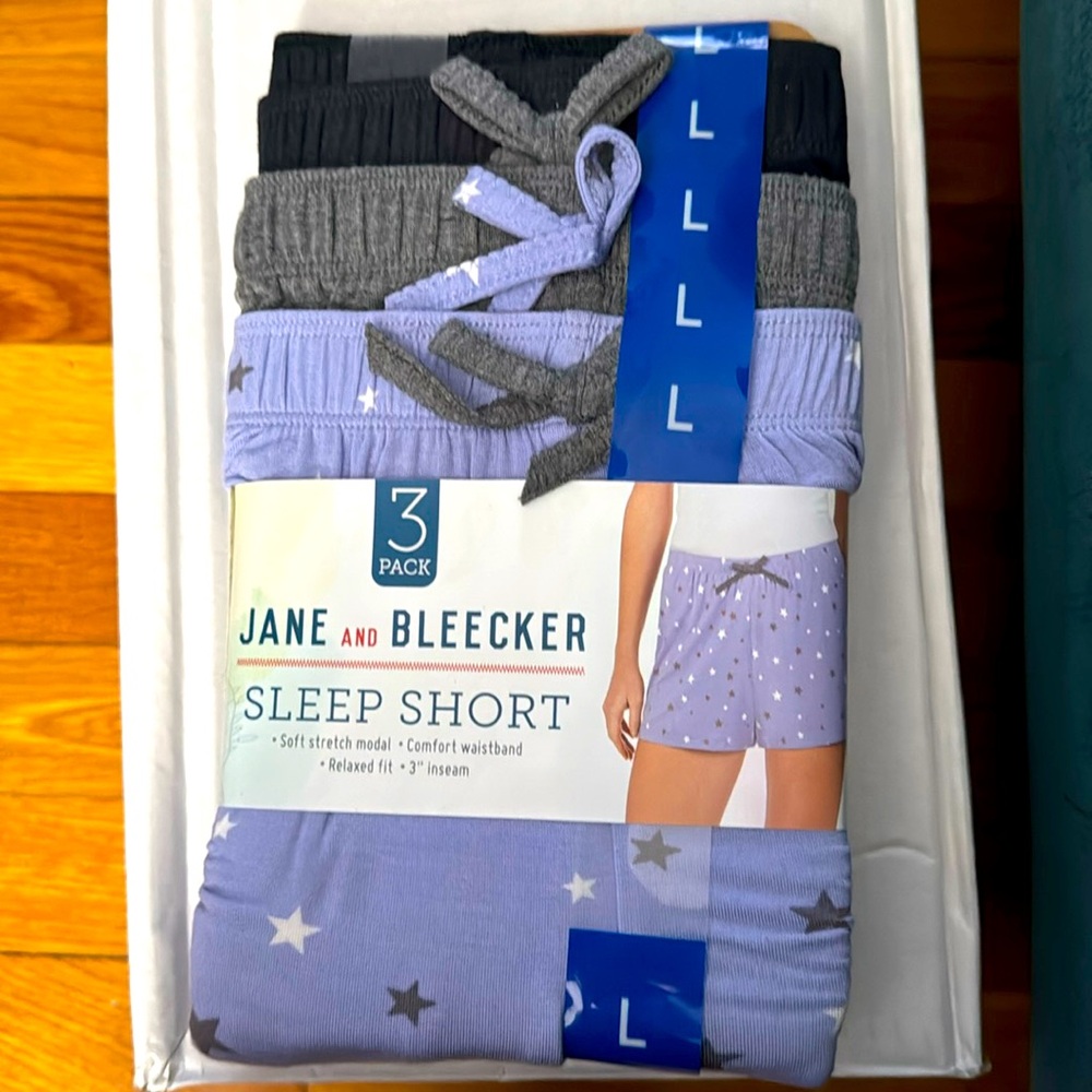 Jane and Bleecker sleep short set